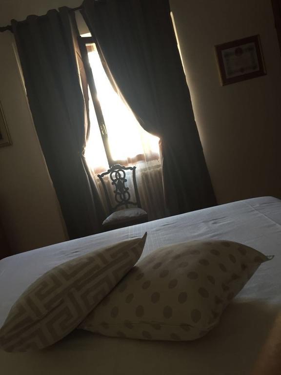Bed and Breakfast Luna Bianca à Rozzano Extérieur photo